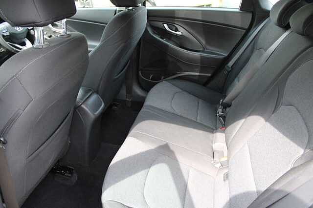 Hyundai i30 1.0 T-GDi MHEV SE Connect Euro 6 (s/s) 5dr