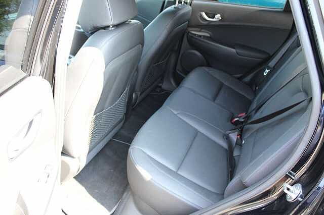 Hyundai KONA 64kWh Ultimate Auto 5dr (10.5kW Charger) Black