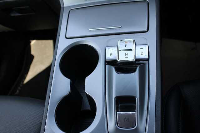 Hyundai KONA 64kWh Ultimate Auto 5dr (10.5kW Charger) Black