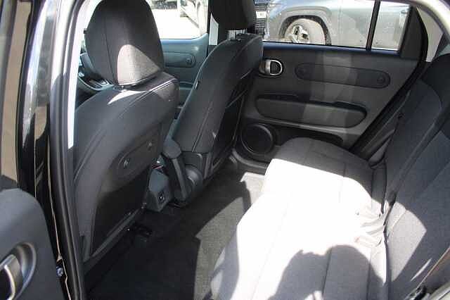 Hyundai INSTER Long Range 49kWh 02 Auto 5dr Black