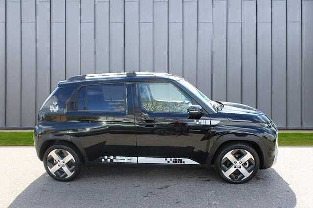 Hyundai INSTER Long Range 49kWh 02 Auto 5dr Black