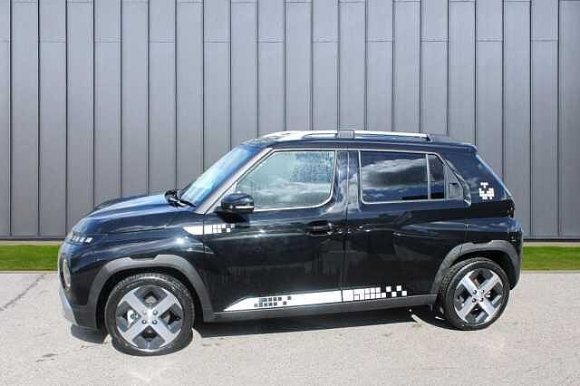 Hyundai INSTER Long Range 49kWh 02 Auto 5dr Black