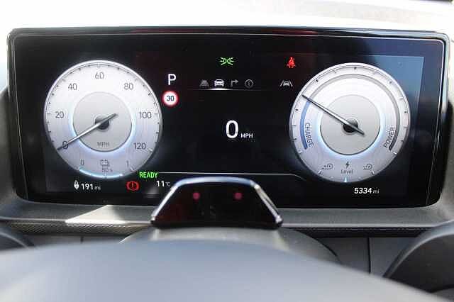 Hyundai INSTER Long Range 49kWh 02 Auto 5dr Black