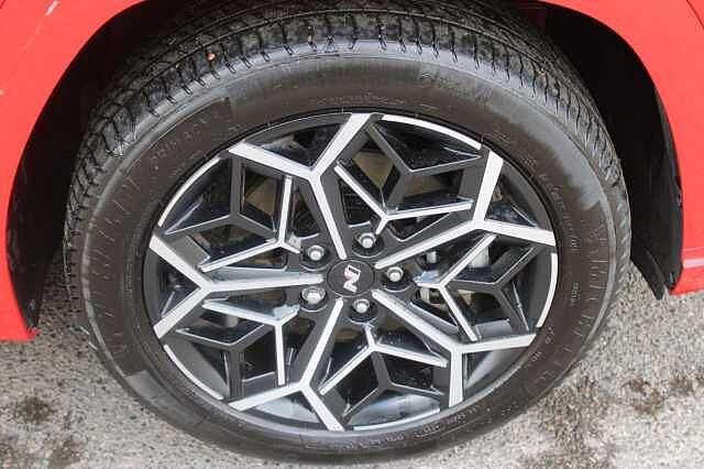 Hyundai TUCSON 1.6 T-GDi 13.8kWh N Line Auto 4WD Euro 6 (s/s) 5dr