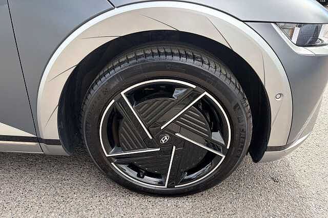 Hyundai IONIQ 5 84kWh Ultimate Auto AWD 5dr